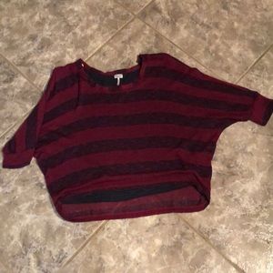 Ladies Splendid Dolman sleeve knit pullover.